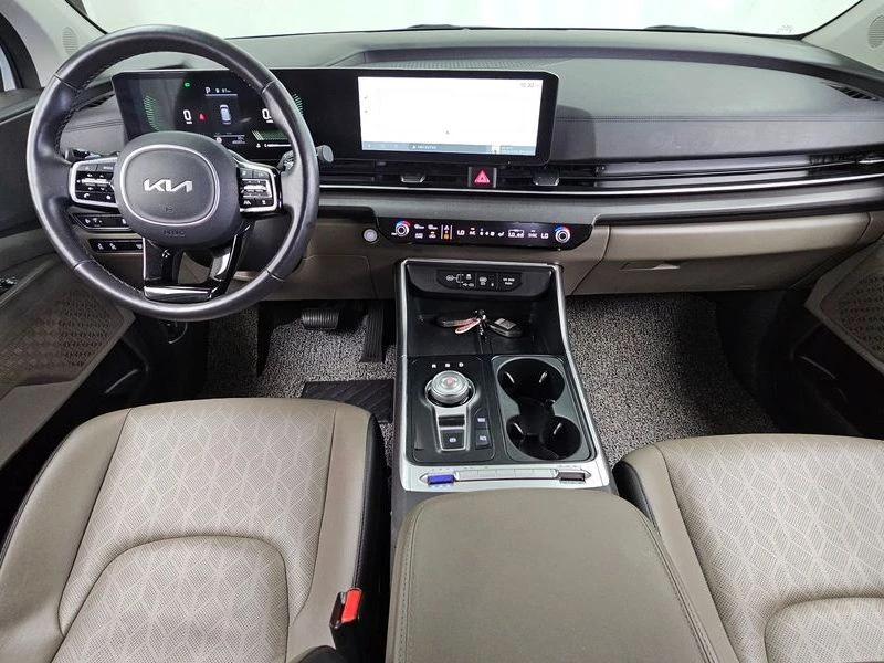 Kia Carnival 3.5 Automatic, снимка 7 - Автомобили и джипове - 55848495