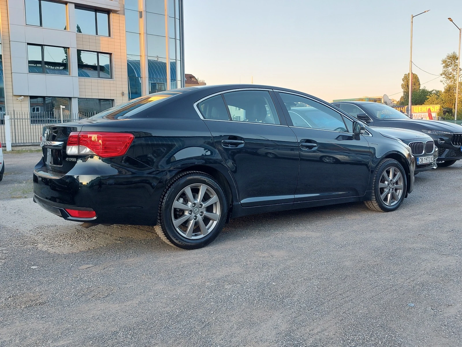 Toyota Avensis 2.0D4D 126кс СЕДАН И 2.2D4D 150ксКОМБИ NAVI КАМЕРА - изображение 8