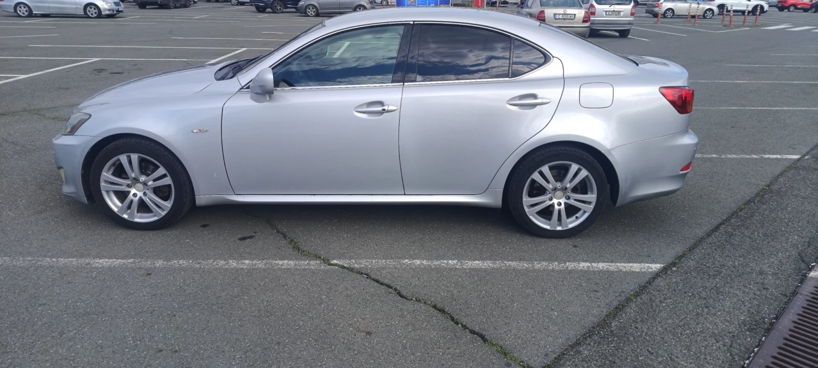 Lexus IS 220d  - изображение 4