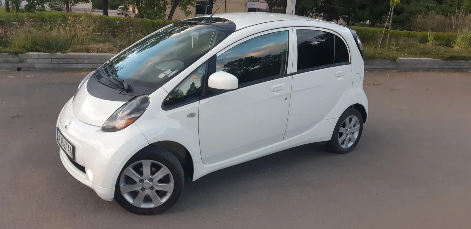 Mitsubishi I-MiEV 100% електрически - изображение 9