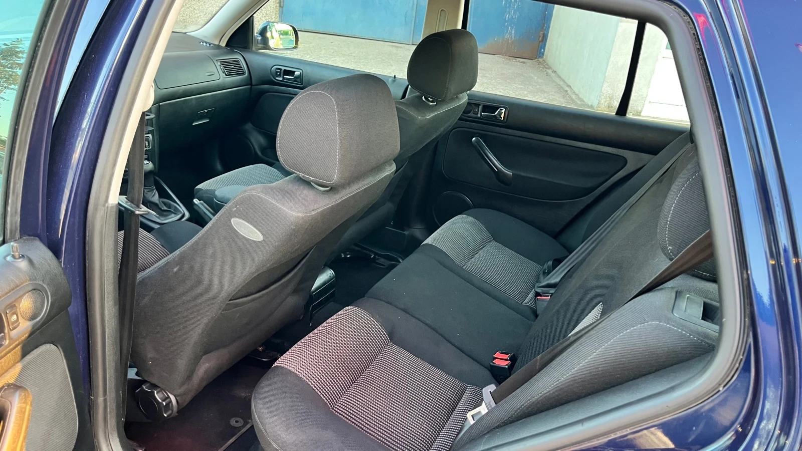 VW Golf 1.6SR - изображение 8