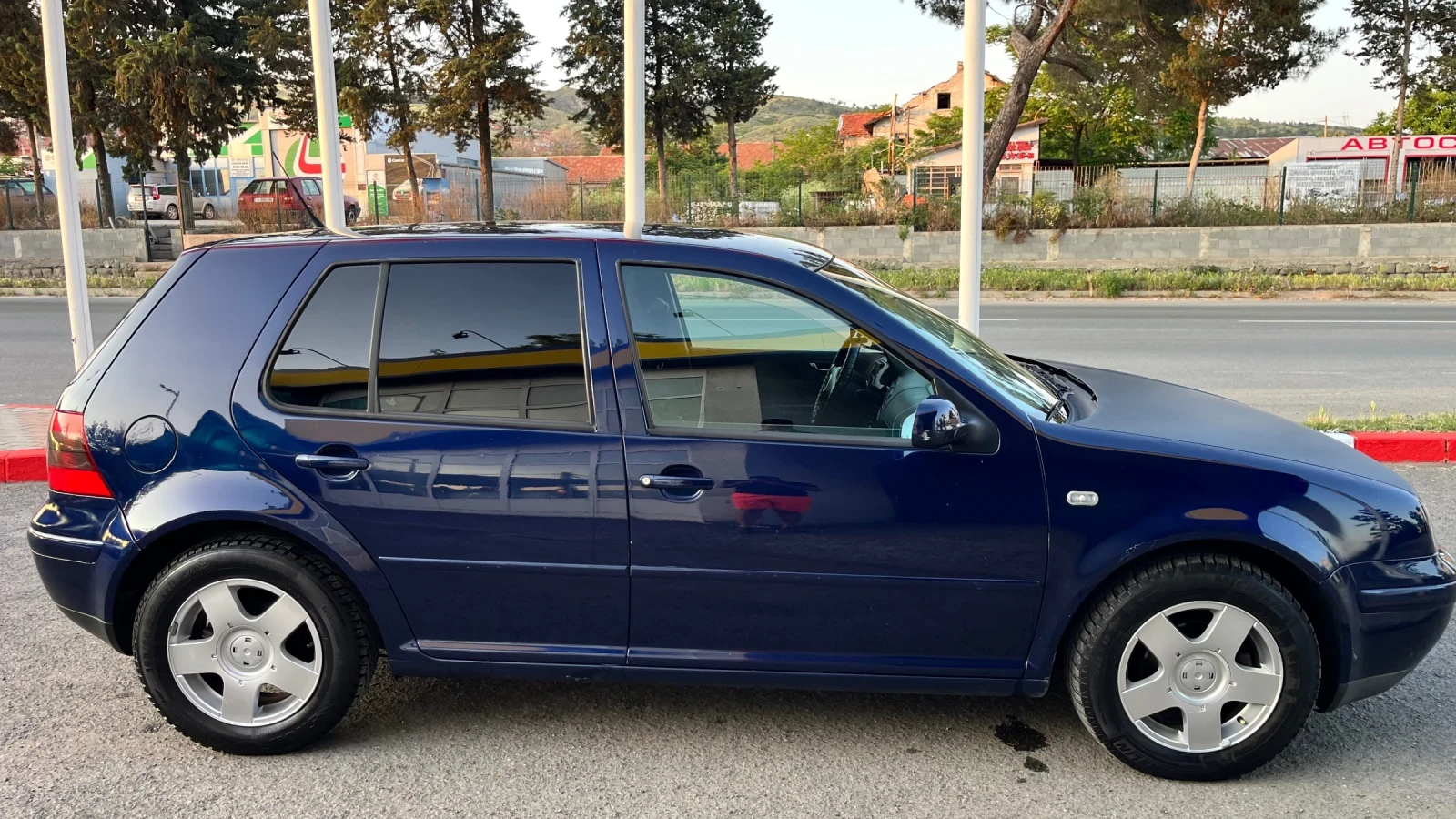 VW Golf 1.6SR - изображение 5