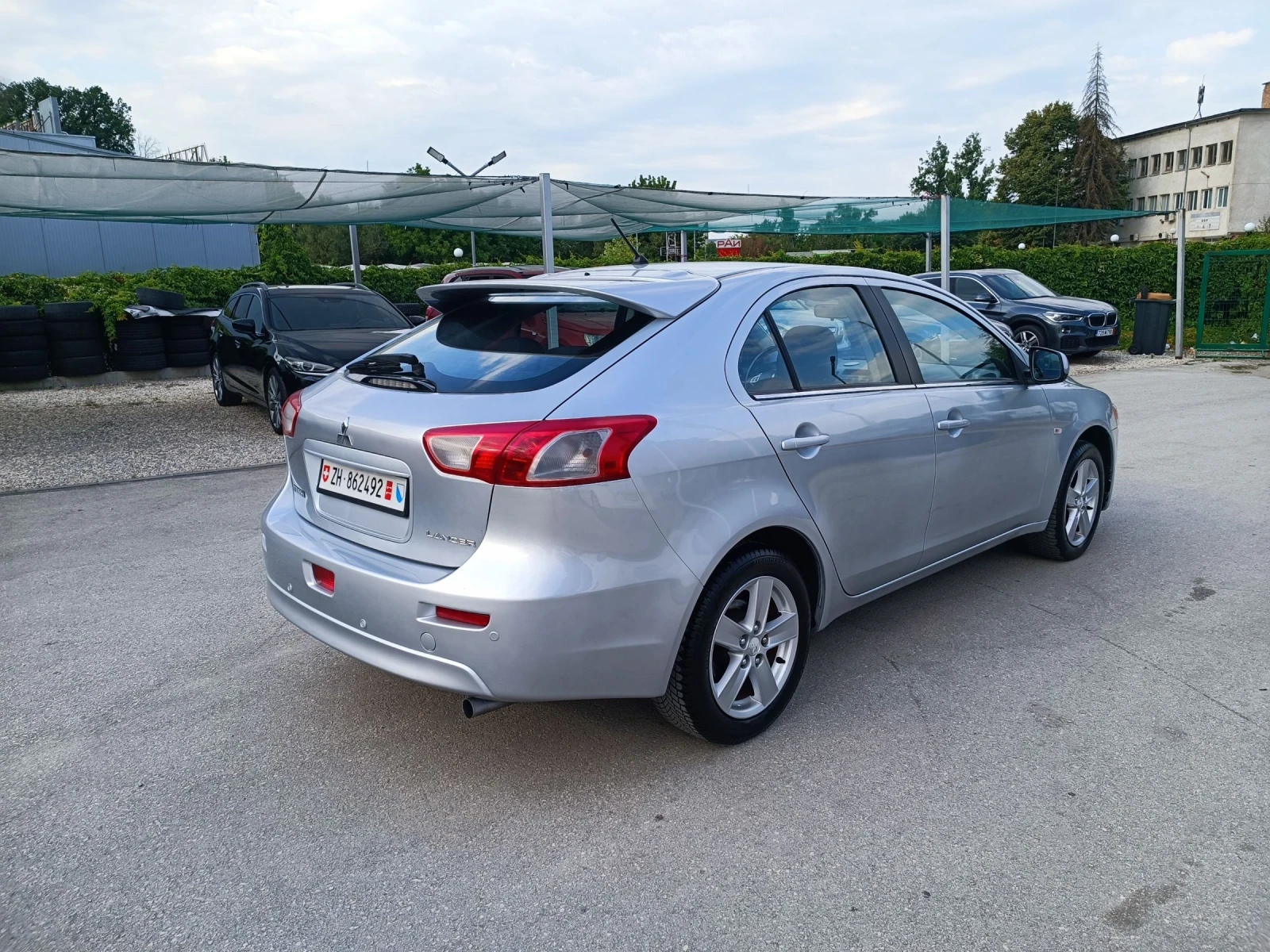 Mitsubishi Lancer 1.8i-143kc-ШВЕЙЦАРИЯ-РЪЧКА - изображение 3