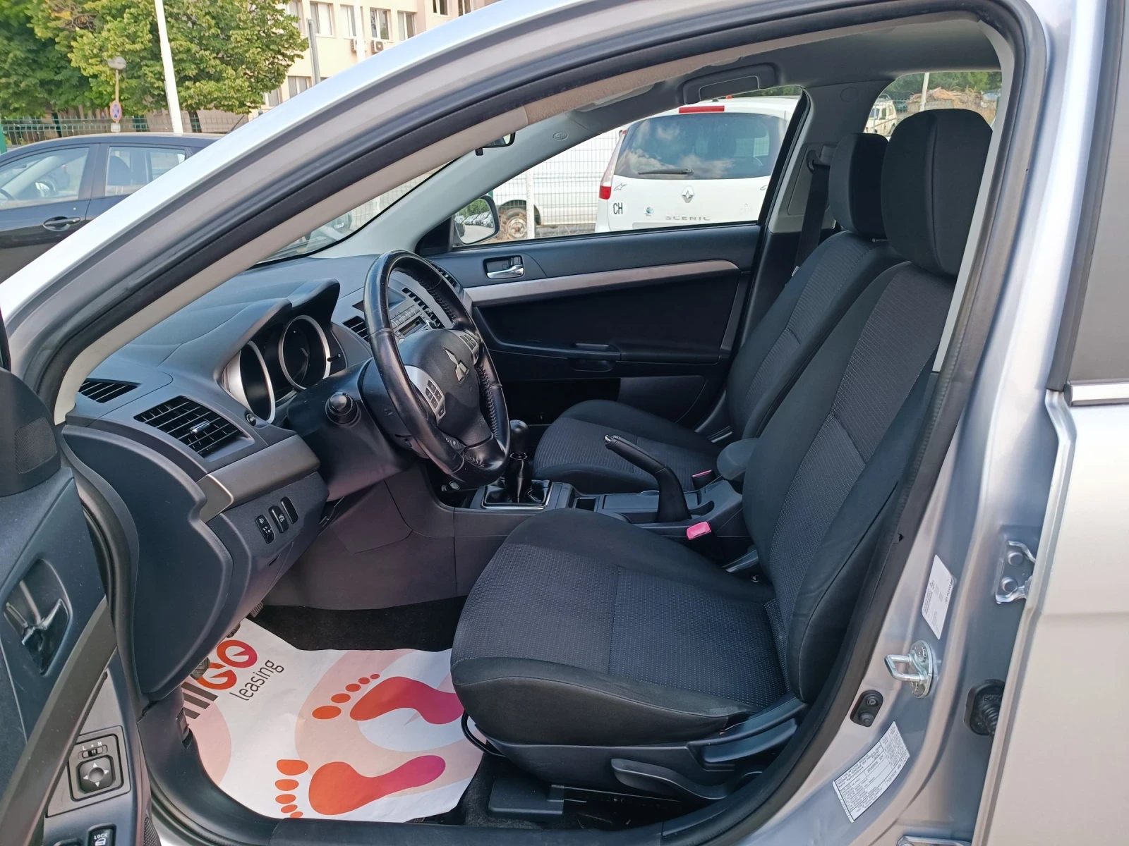 Mitsubishi Lancer 1.8i-143kc-ШВЕЙЦАРИЯ-РЪЧКА - изображение 9