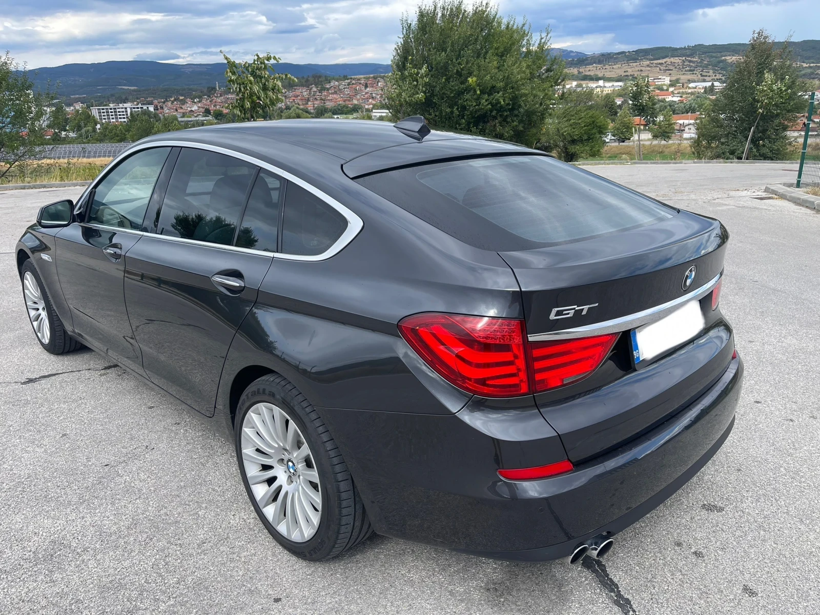 BMW 5 Gran Turismo xDrive - изображение 6
