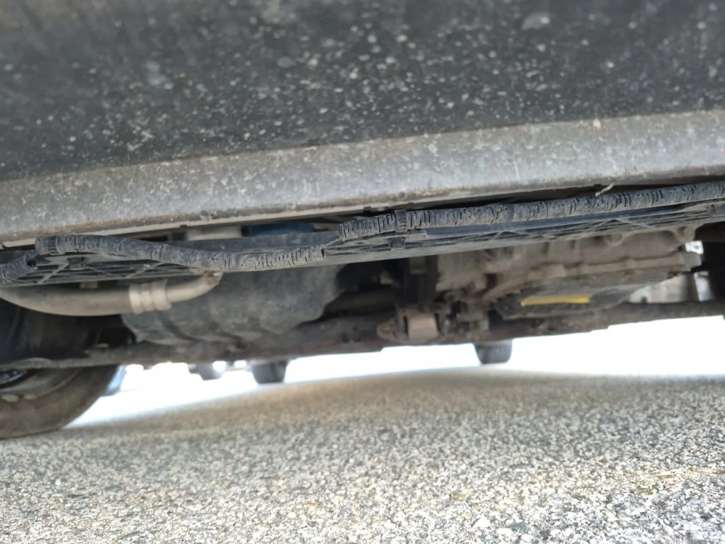 Hyundai Elantra * ESSENTIAL * CARFAX *    | Mobile.bg   16