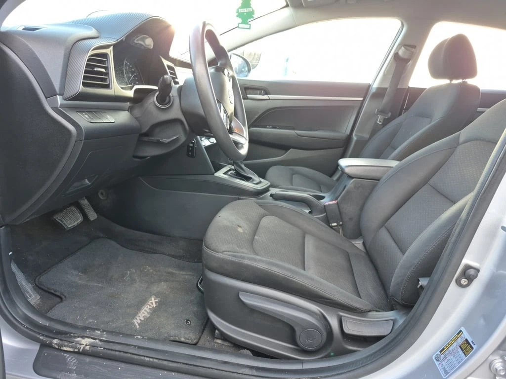 Hyundai Elantra * ESSENTIAL * CARFAX * БЕЗ ПЪРВОНАЧАЛНА ВНОСКА - изображение 5