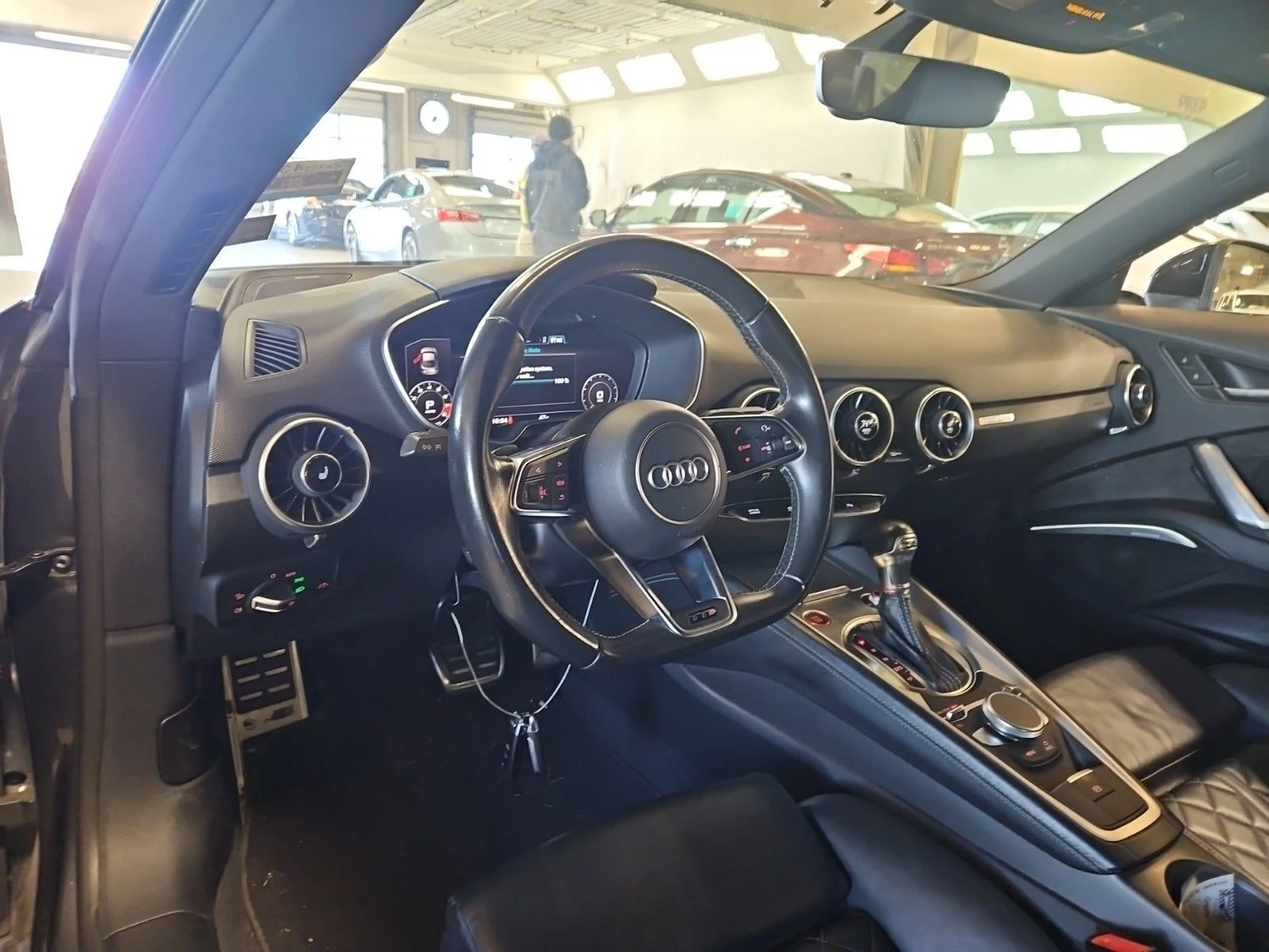 Audi Tt S - изображение 9