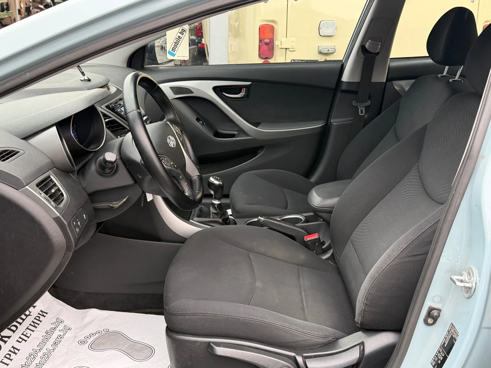 Hyundai Elantra 1.6i 2015 euro5 - изображение 8