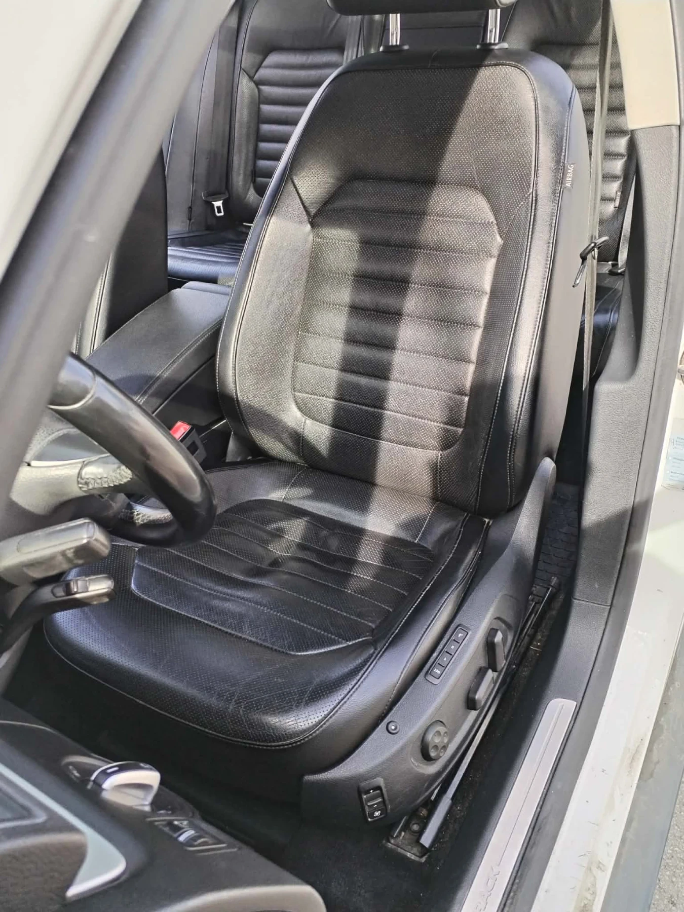 VW Alltrack 2.0 TDI DSG, снимка 15 - Автомобили и джипове - 53785814