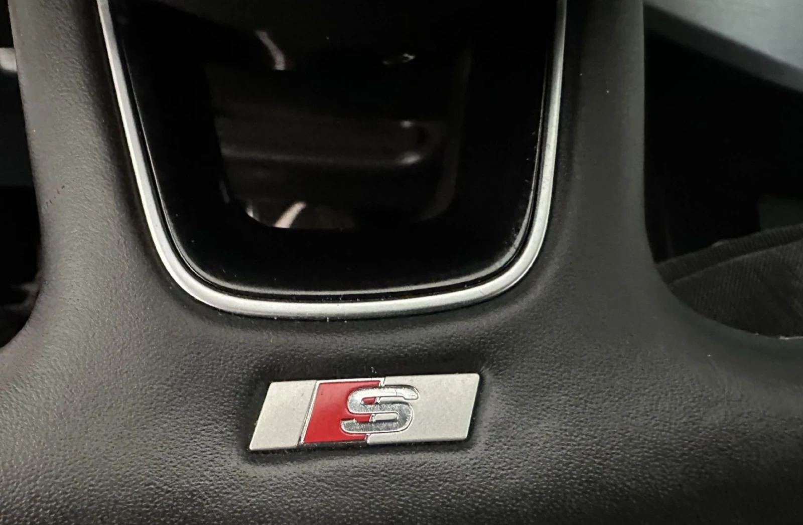 Audi A4 Avant 30 TDI S-LINE.S tronic.Navi.Led.Kamera, снимка 14 - Автомобили и джипове - 53807067