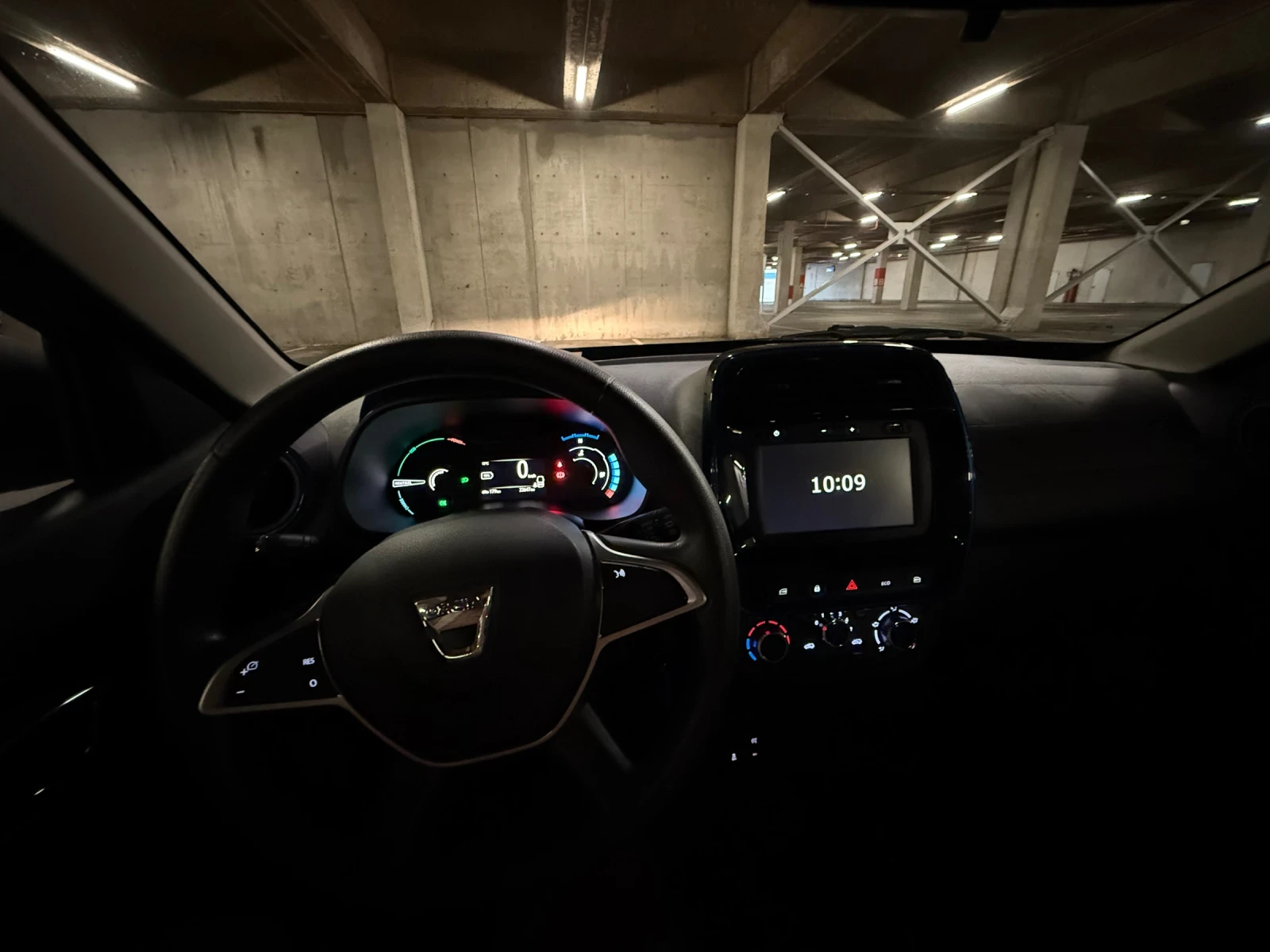 Dacia Spring, снимка 9 - Автомобили и джипове - 54236831