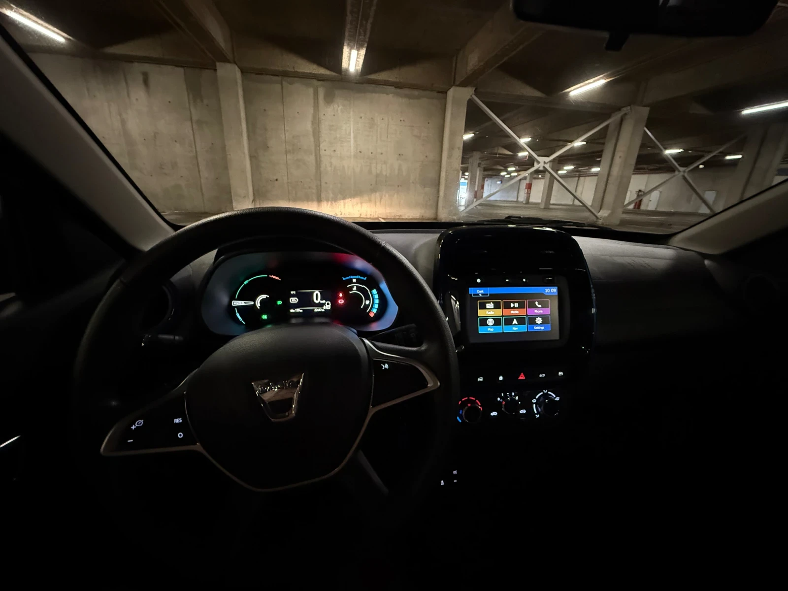 Dacia Spring, снимка 11 - Автомобили и джипове - 54236831