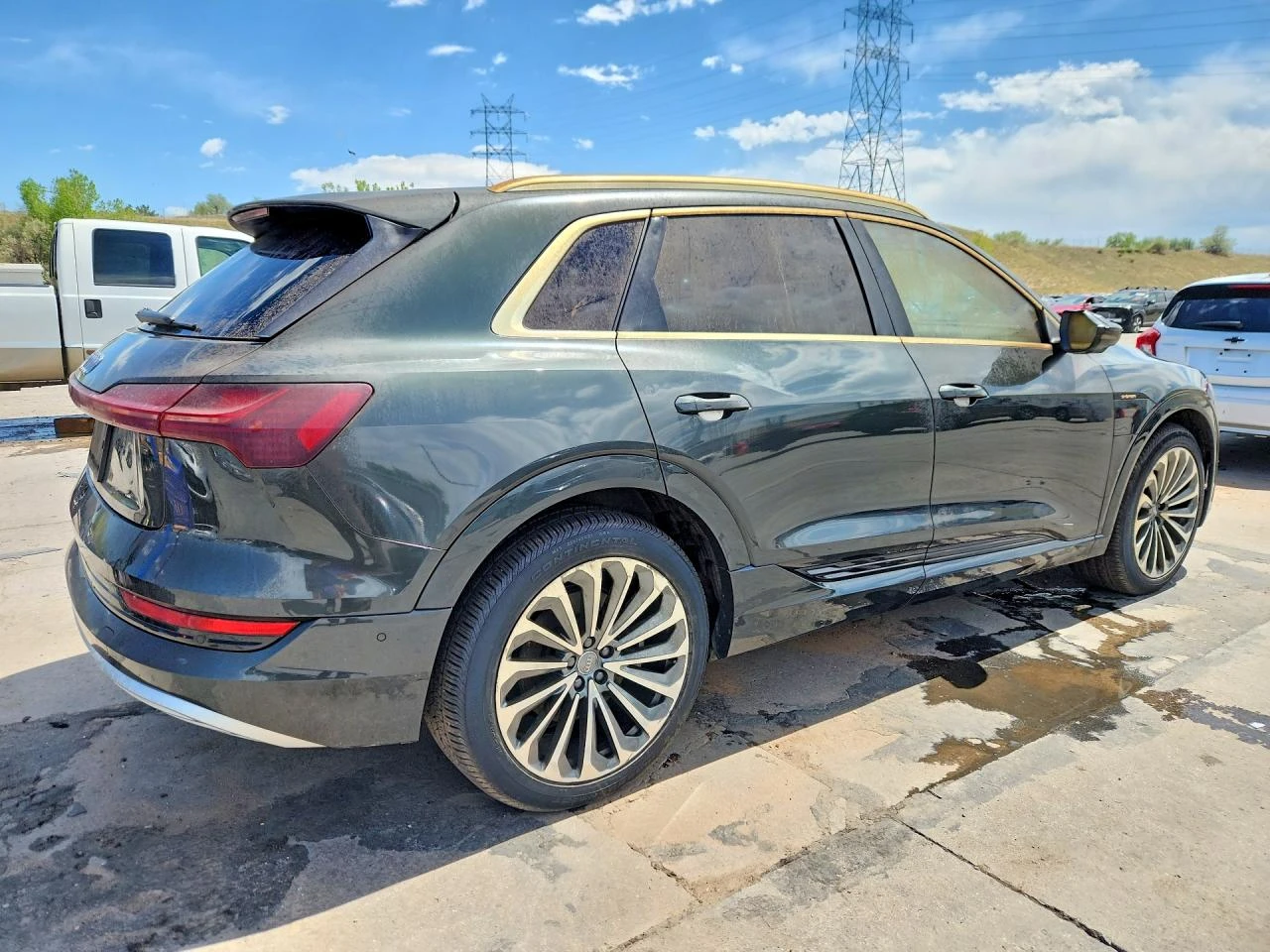 Audi E-Tron Prestige, снимка 3 - Автомобили и джипове - 55093975
