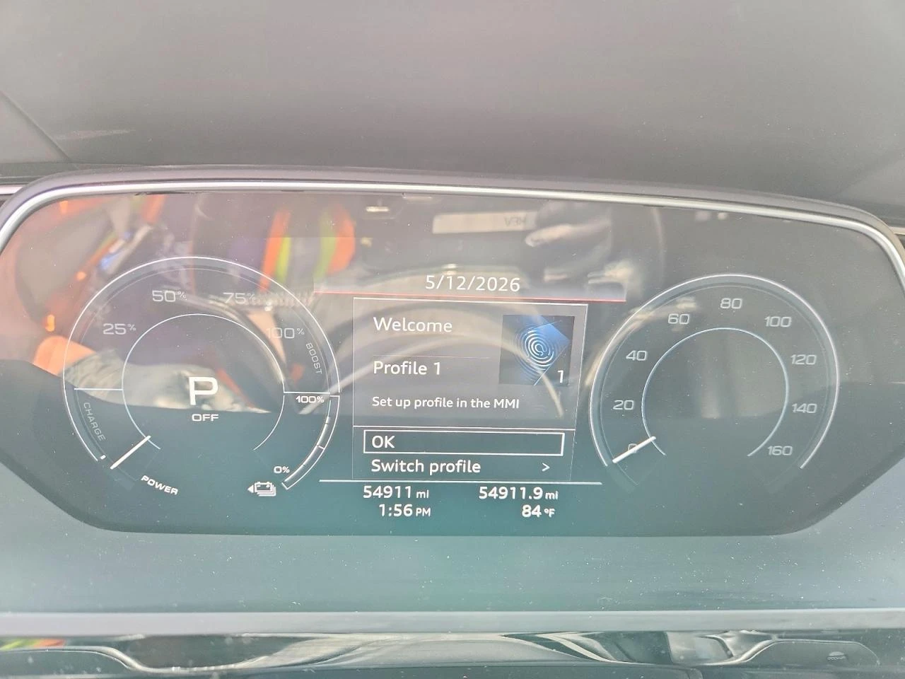 Audi E-Tron Prestige, снимка 9 - Автомобили и джипове - 55093975