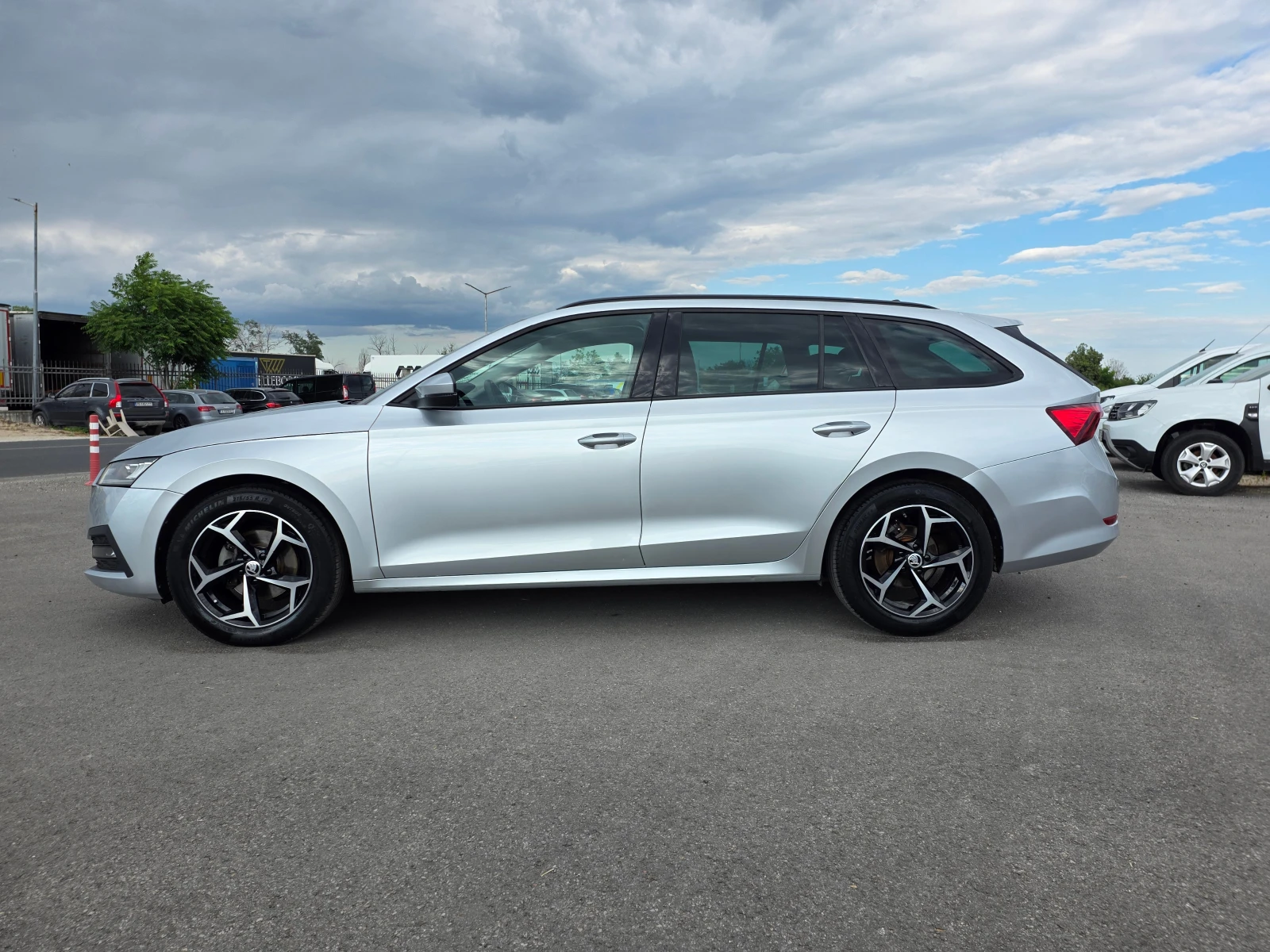 Skoda Octavia 1.5= M-HEV= 150кс, снимка 2 - Автомобили и джипове - 55191787