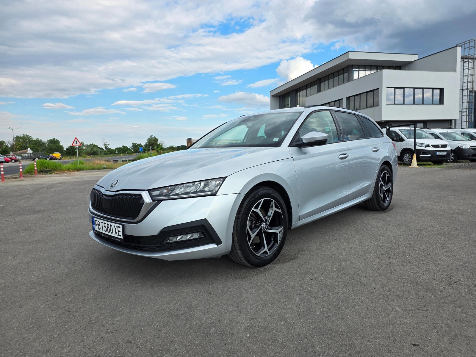 Skoda Octavia 1.5= M-HEV= 150кс