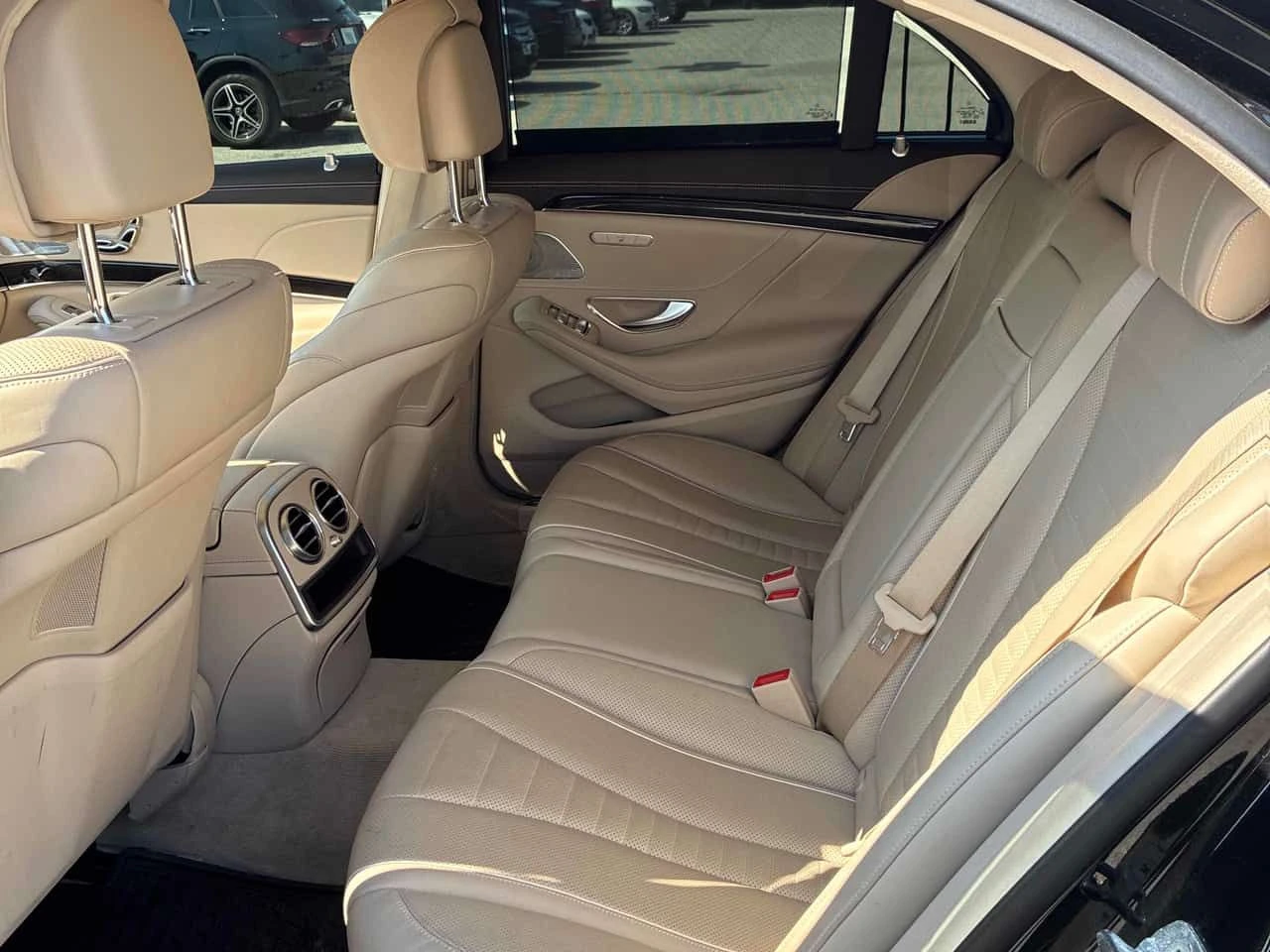 Mercedes-Benz S 560 * АВТОКРЕДИТ БЕЗ ПЪРВОНАЧАЛНА ВНОСКА* , снимка 11 - Автомобили и джипове - 55621649
