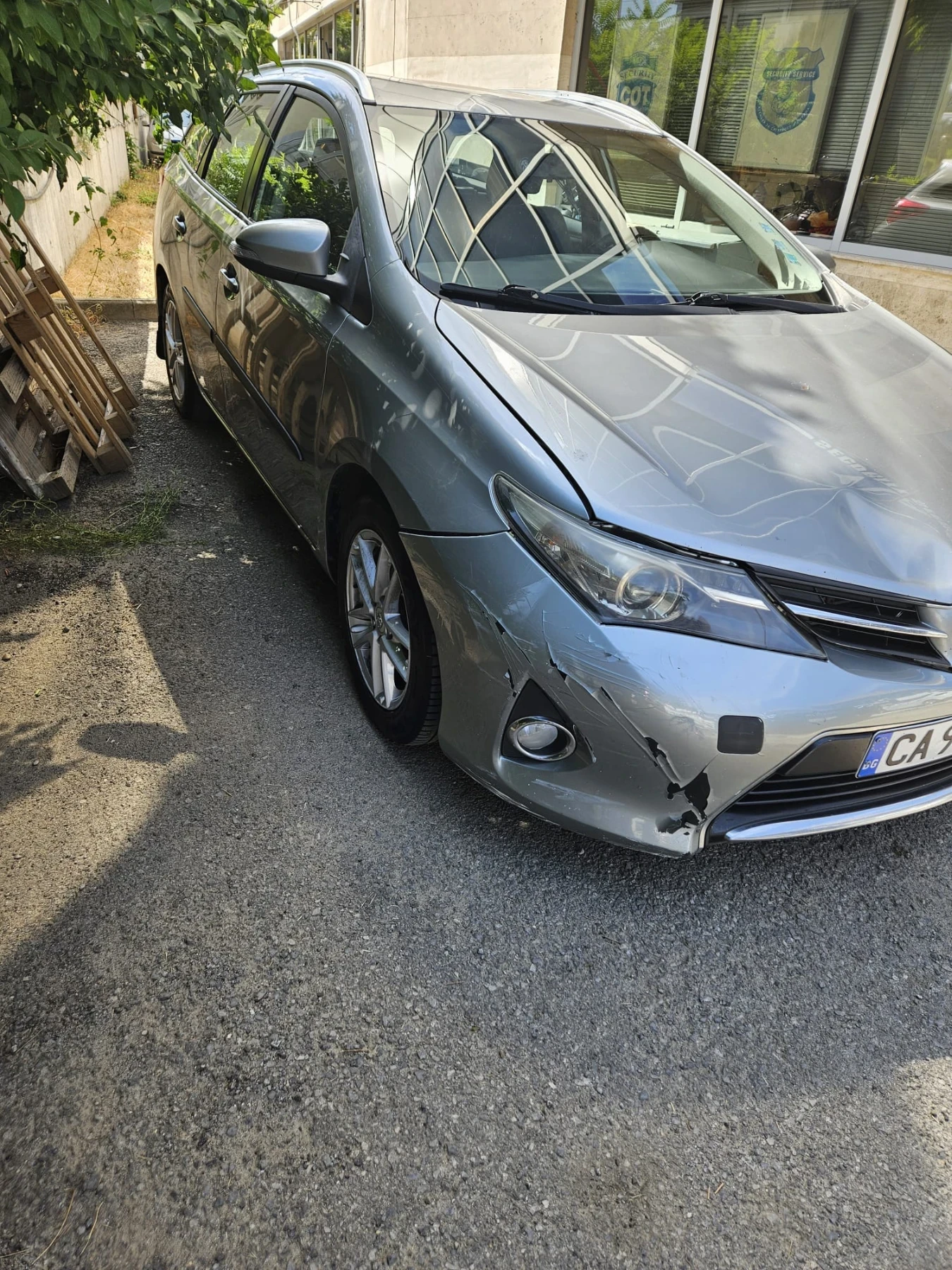 Toyota Auris, снимка 4 - Автомобили и джипове - 55942430