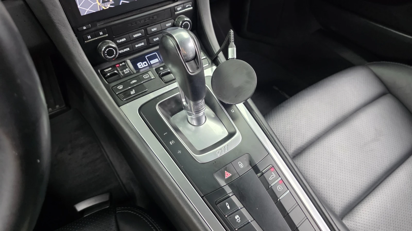 Porsche 911 Carrera, снимка 9 - Автомобили и джипове - 56099532