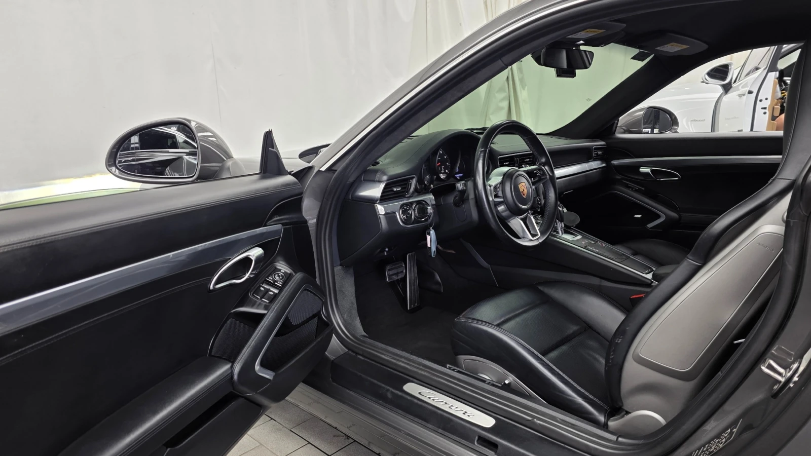 Porsche 911 Carrera, снимка 10 - Автомобили и джипове - 56099532