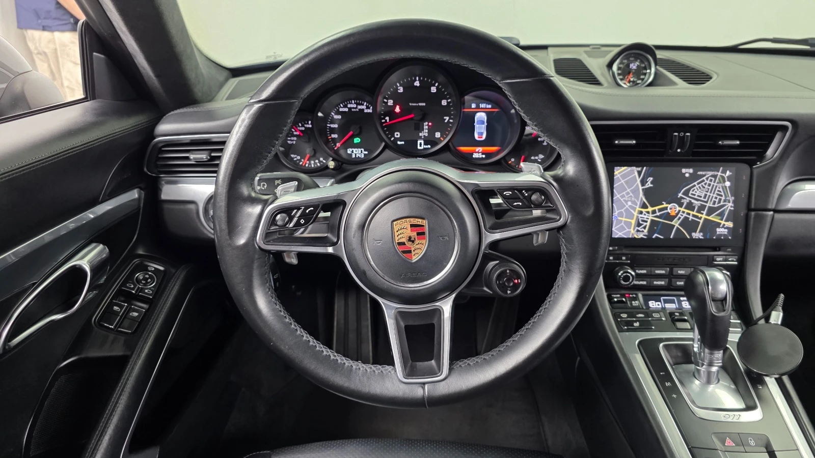 Porsche 911 Carrera, снимка 12 - Автомобили и джипове - 56099532