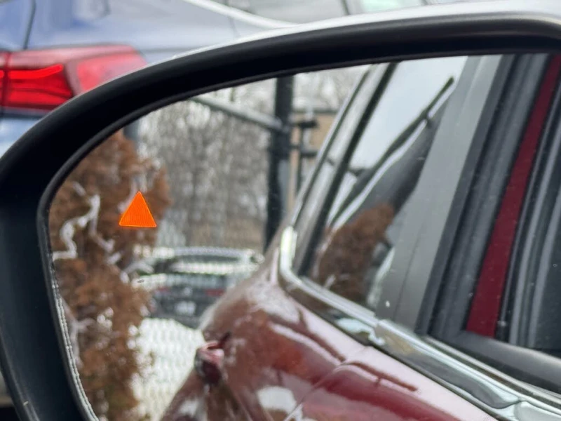 Mitsubishi Outlander SE 360CAM* PANO* BLINDSPOT* ПОДГРЕВ* KEYLESS* , снимка 15 - Автомобили и джипове - 52936992