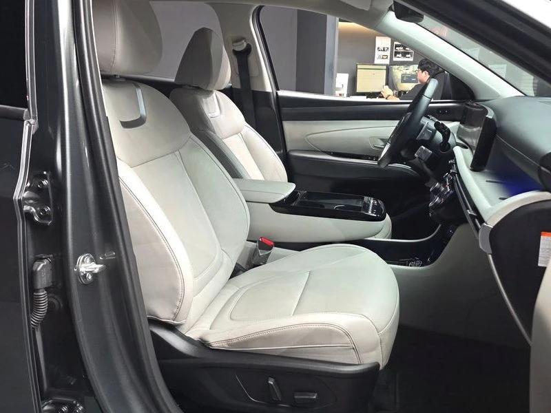 Hyundai Tucson HEV 1.6 2WD| 226�.�.| ���.��������� | Mobile.bg � ����������� 11