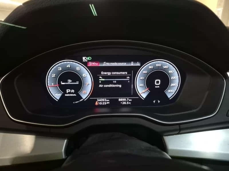 Audi Q5 * PROGRESSIV * CARFAX * ОПЦИЯ ЗА ФИНАНСИРАНЕ, снимка 8 - Автомобили и джипове - 55789019