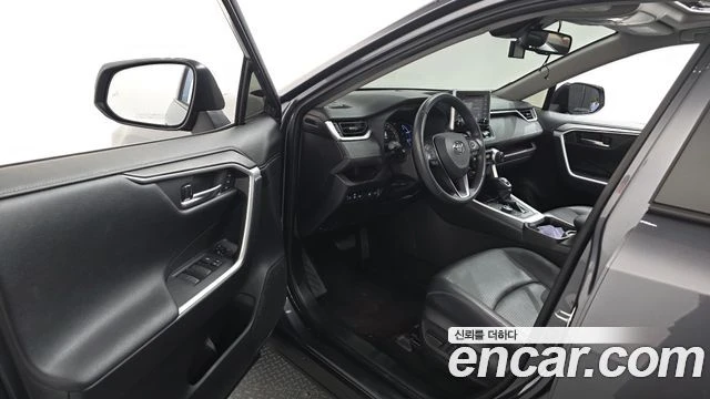 Toyota Rav4 Hybrid 4x4| КАМЕРА| DIST| PANO| ОБДУХВАНЕ| ПАМЕТ, снимка 4 - Автомобили и джипове - 55845951