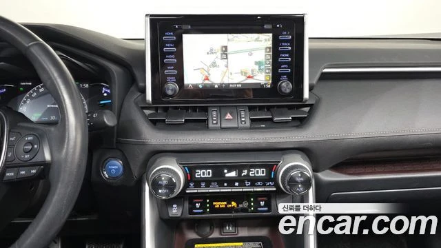 Toyota Rav4 Hybrid 4x4| КАМЕРА| DIST| PANO| ОБДУХВАНЕ| ПАМЕТ, снимка 8 - Автомобили и джипове - 55845951
