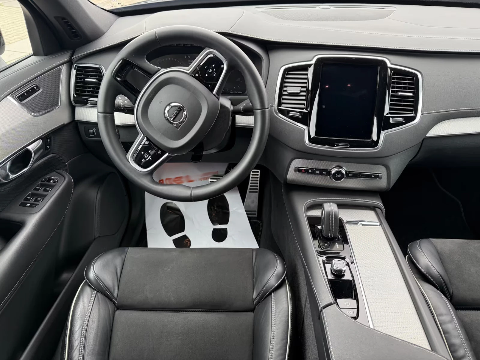 Volvo Xc90 B5/R-DESIGN/235HP/MEMO/CAM/NAVI/LED/AHK/302g - изображение 9