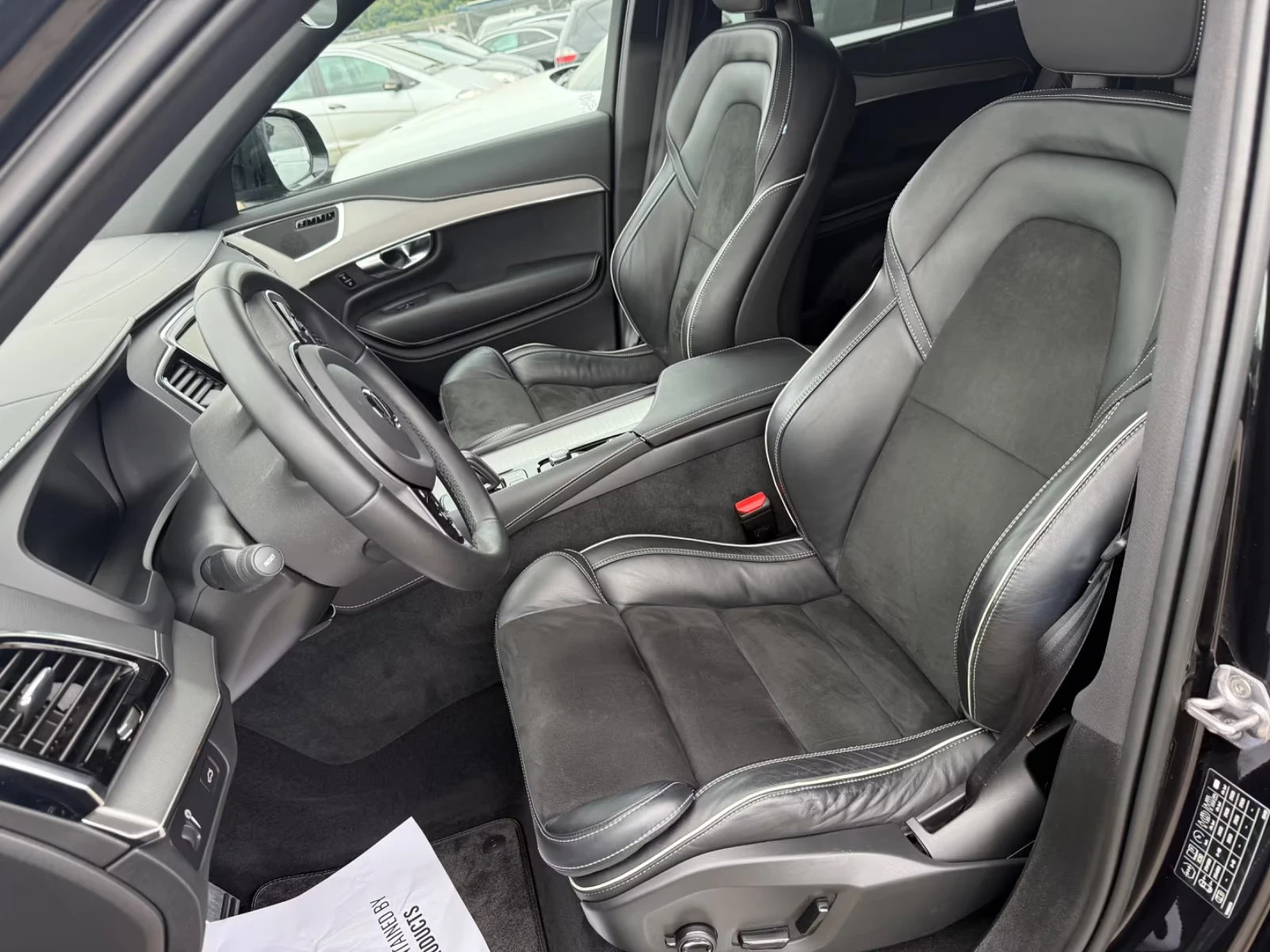 Volvo Xc90 B5/R-DESIGN/235HP/MEMO/CAM/NAVI/LED/AHK/302g - изображение 8