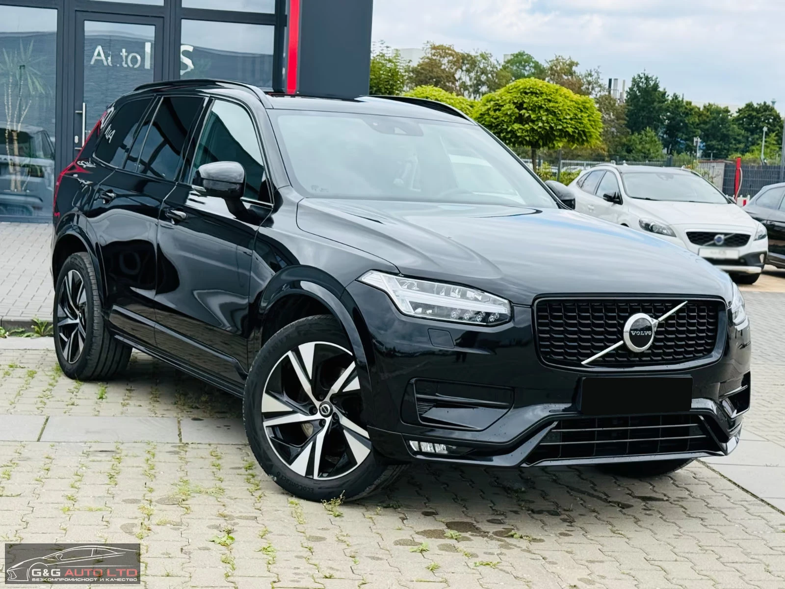 Volvo Xc90 B5/R-DESIGN/235HP/MEMO/CAM/NAVI/LED/AHK/302g - изображение 4