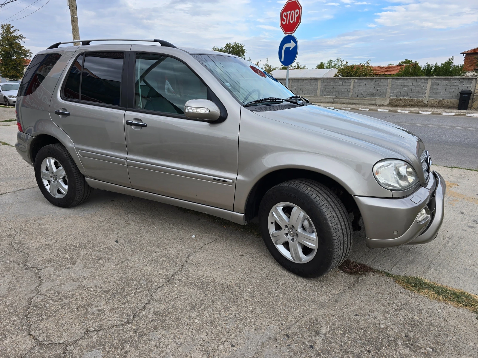 Mercedes-Benz ML 350 РЕАЛНИ КЛ. - изображение 3