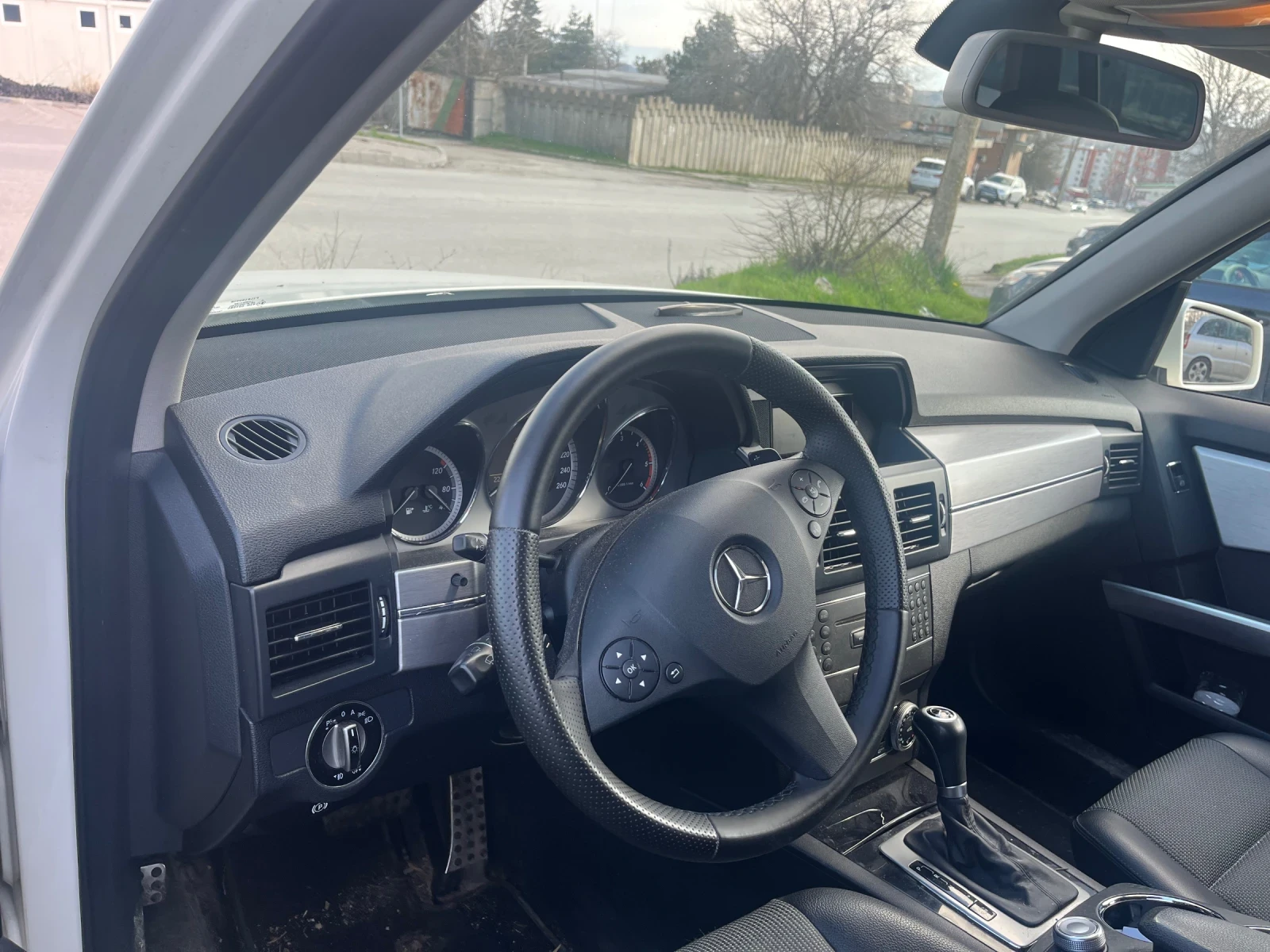 Mercedes-Benz GLK, снимка 9 - Автомобили и джипове - 54150373