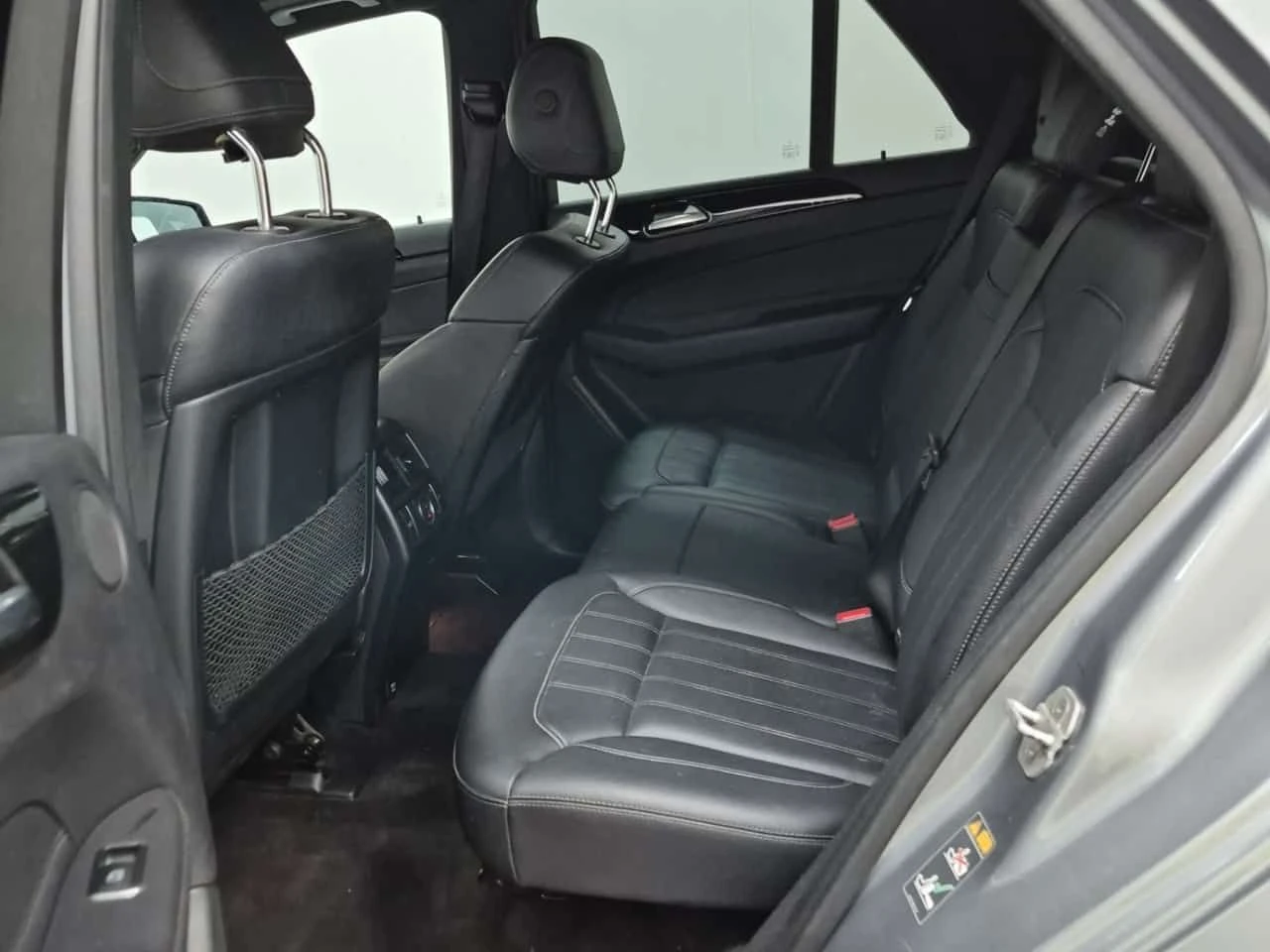 Mercedes-Benz GLE 350 D * ДИСТРОНИК * ОБДУХВАНЕ * HARMAN/KARDON * PANO *, снимка 11 - Автомобили и джипове - 54918960