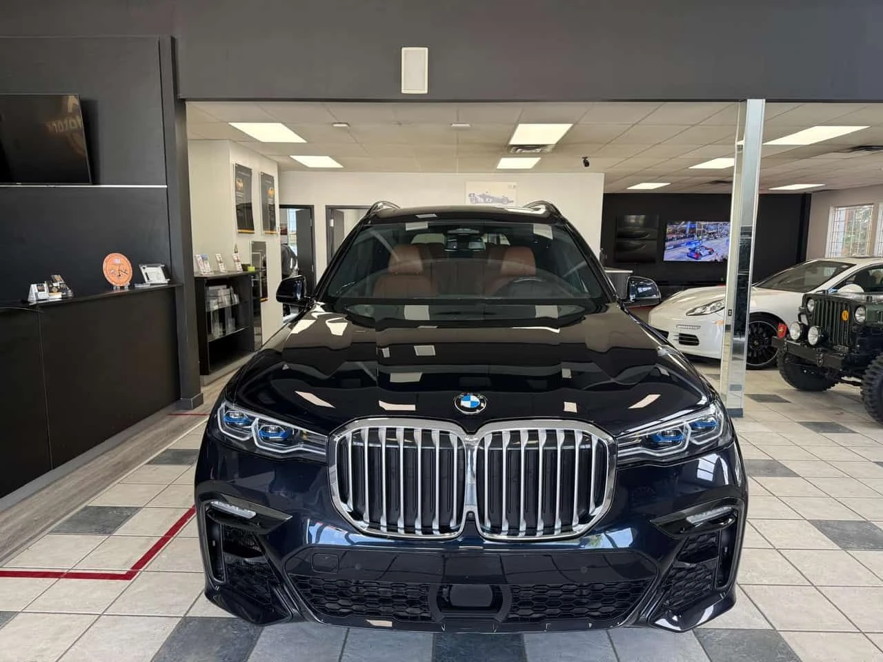 BMW X7 * xDrive40i * CARFAX * ЦЕНА ДО БГ, снимка 2 - Автомобили и джипове - 54946181