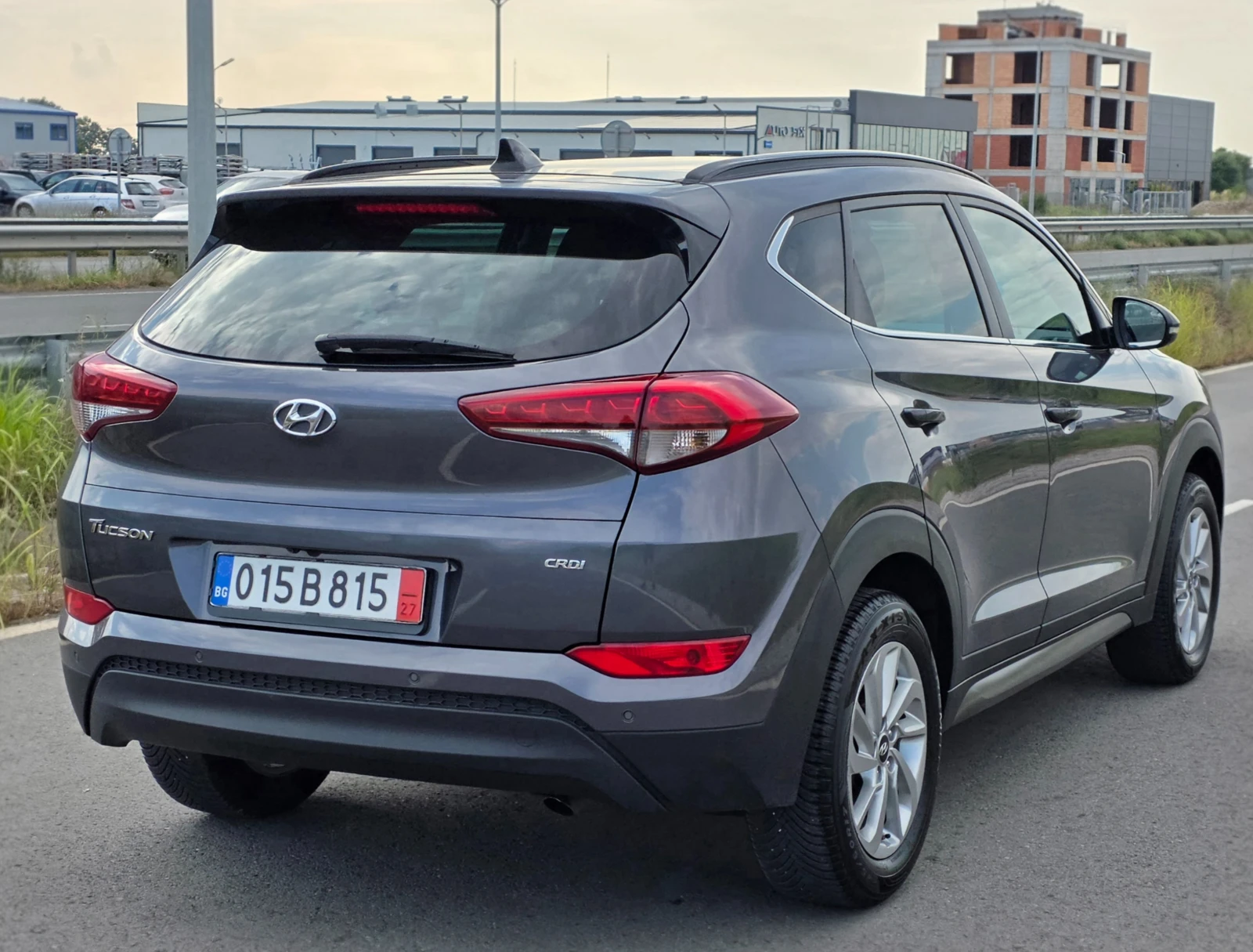 Hyundai Tucson 1.7CRDI 116ks NAVI/KAMERA/PANORAMA, снимка 6 - Автомобили и джипове - 55149792