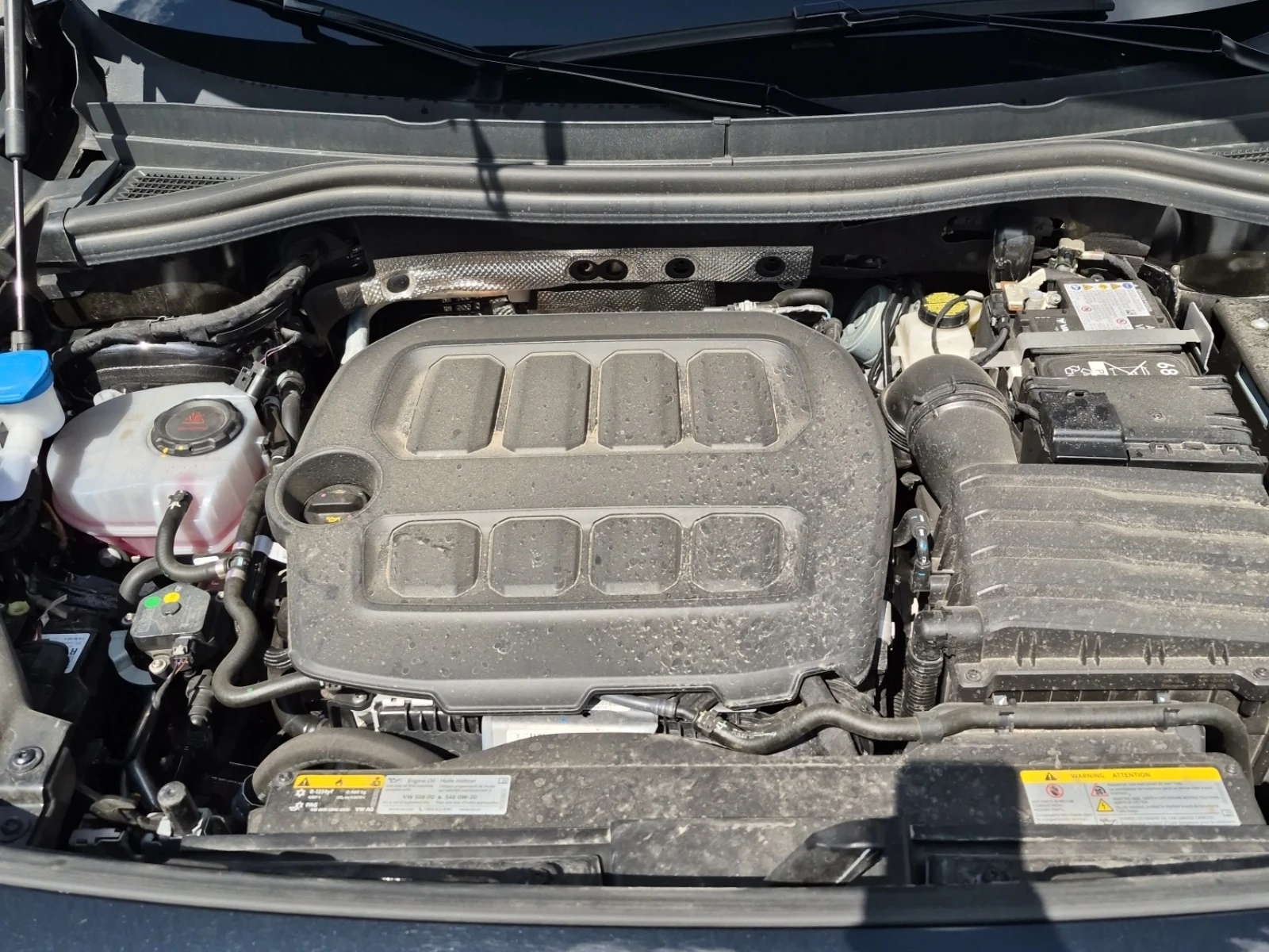 VW Tiguan COMFORTLINE R-LINE BLACK EDITION AWD, снимка 9 - Автомобили и джипове - 55407611