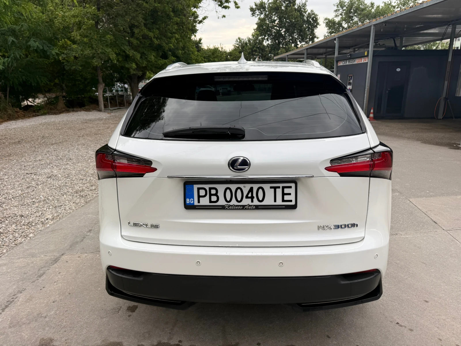 Lexus NX 300h E-four Execitive , снимка 6 - Автомобили и джипове - 55586982