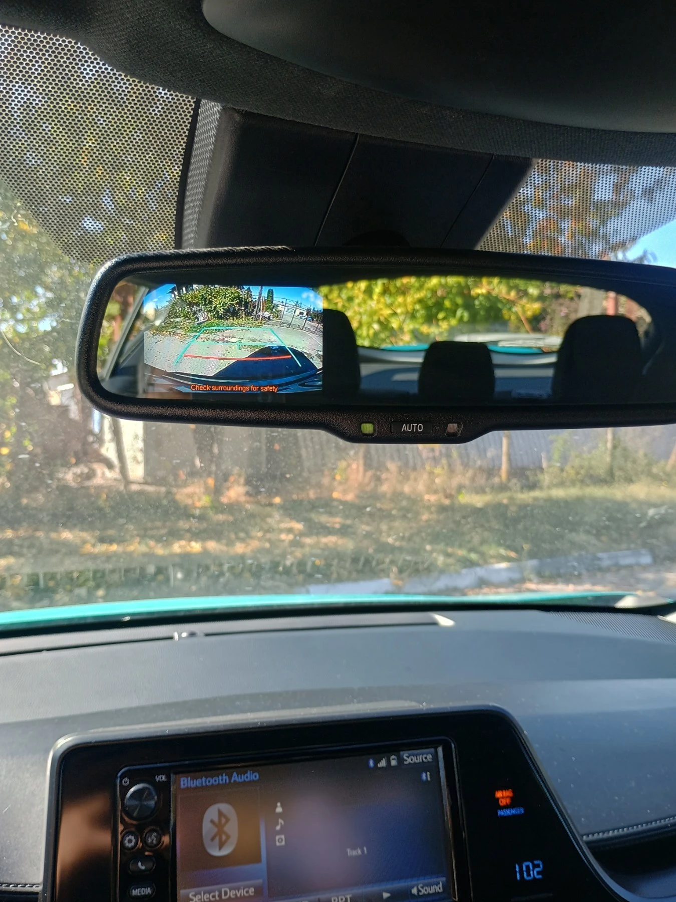 Toyota C-HR 17 000 KM, снимка 14 - Автомобили и джипове - 55588895