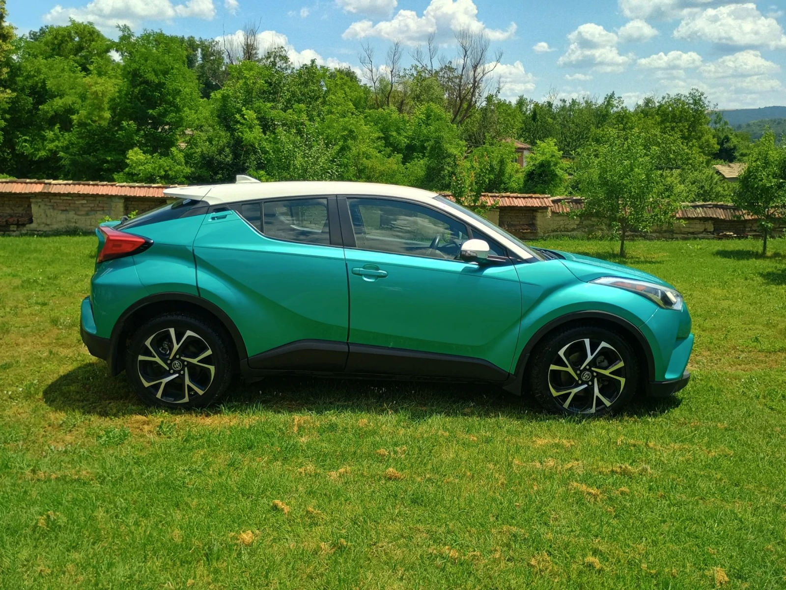 Toyota C-HR 17 000 KM, снимка 6 - Автомобили и джипове - 55588895