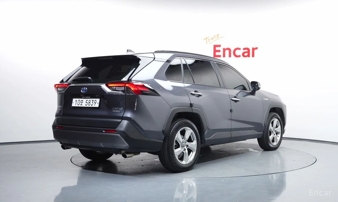 Toyota Rav4 Hybrid 4x4| КАМЕРА| DIST| PANO| ОБДУХВАНЕ| ПАМЕТ, снимка 2 - Автомобили и джипове - 55845951