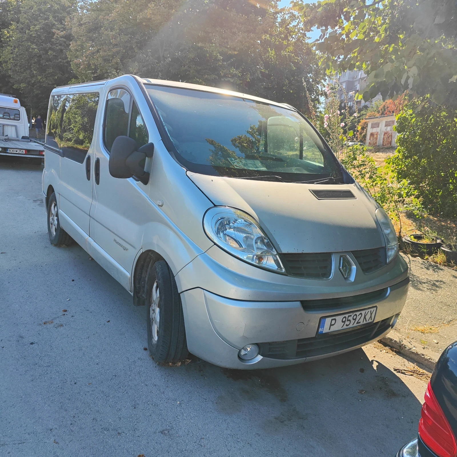 Renault Trafic, снимка 2 - Бусове и автобуси - 56716552