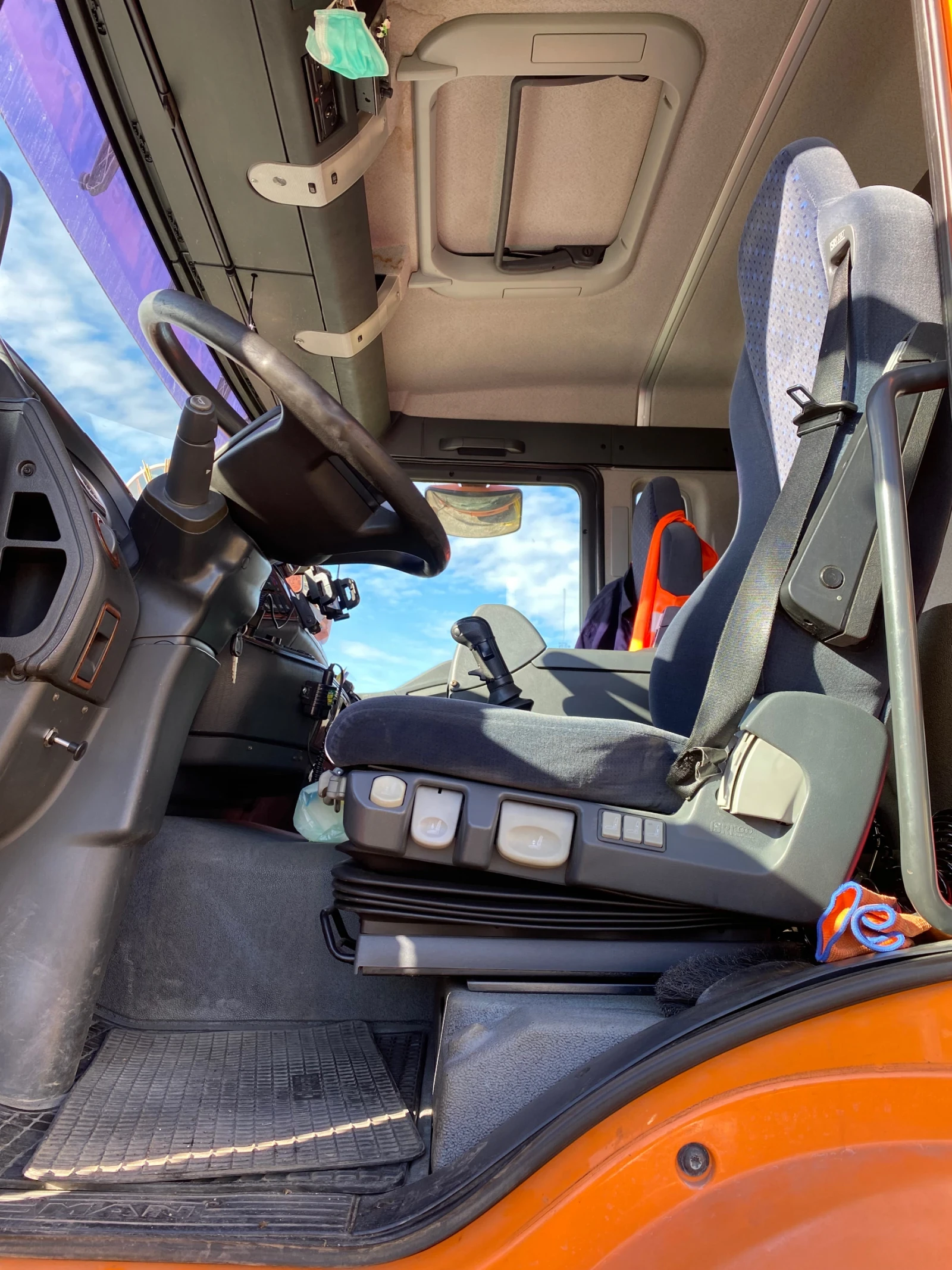 Man 26 | Mobile.bg   11