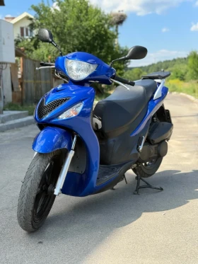  Suzuki Sixteen
