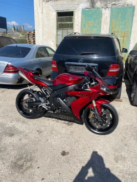  Yamaha YZF-R1