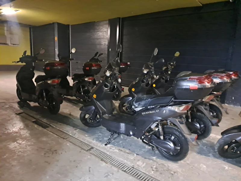 Energica Esse Нови внос от Германия , снимка 4 - Мотоциклети и мототехника - 51902839