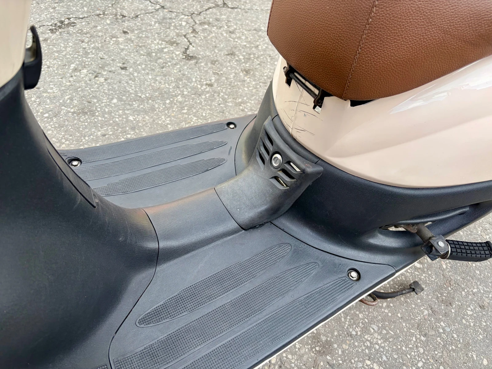 Znen Q | Mobile.bg � ����������� 8